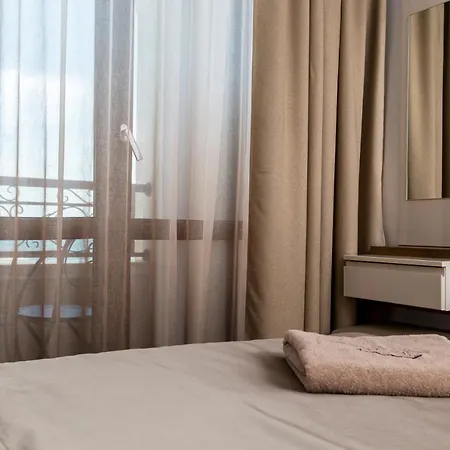 Onyx - Free Access & Parking Hotel 4*