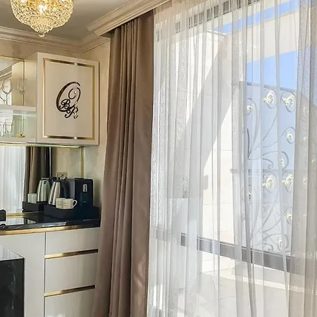 Onyx - Free Access & Parking Hotel