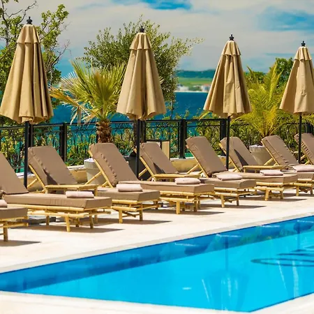 Onyx - Free Access & Parking