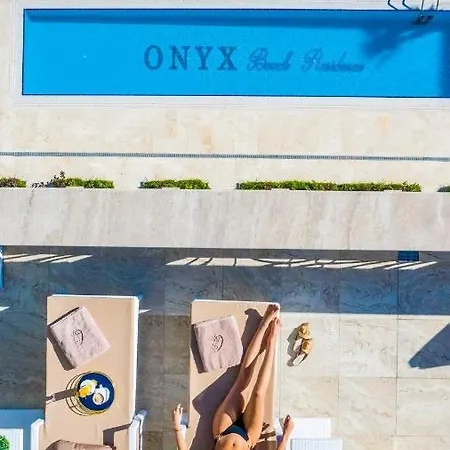 Hotel Onyx - Free Access & Parking 4*