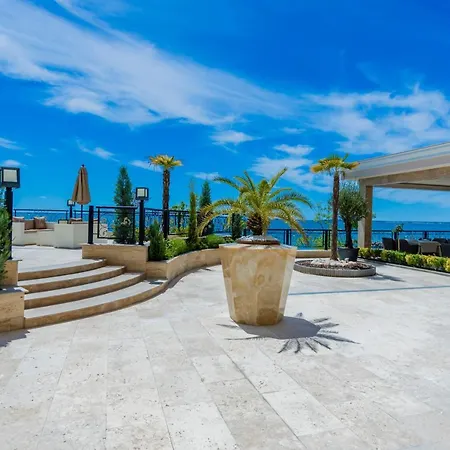 Hotel Onyx - Free Access & Parking 4*