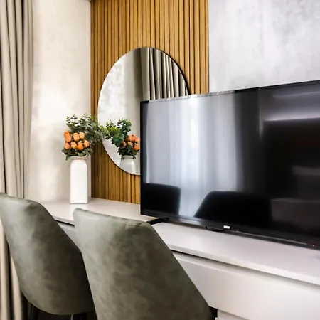 Onyx - Free Parking & Access 4*