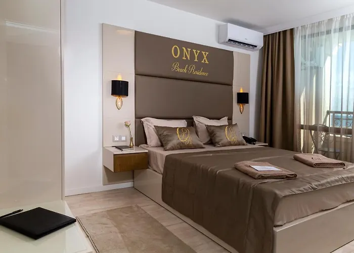 Onyx - Free Access & Parking Hotel 4*