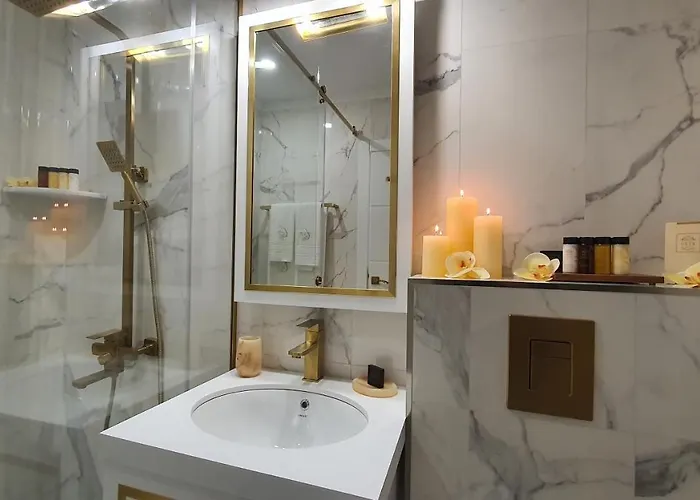 Onyx - Free Access & Parking