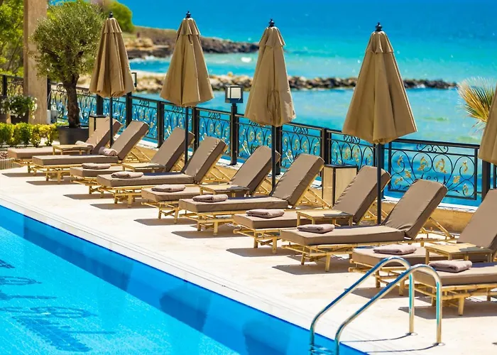 Onyx - Free Access & Parking 4*