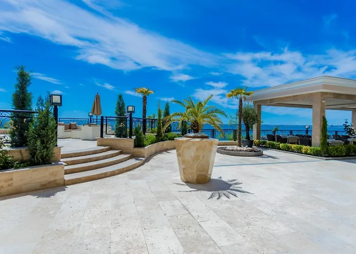 호텔 Onyx - Free Access & Parking 4*